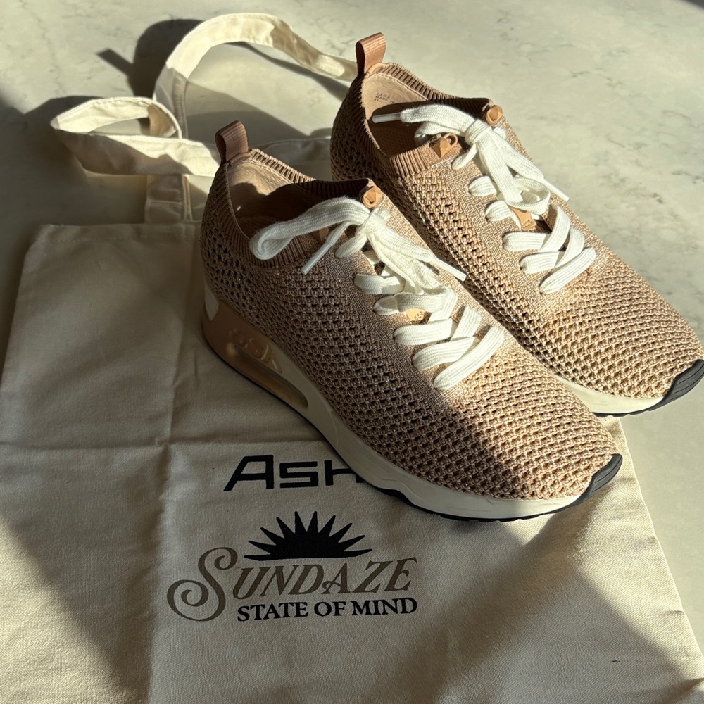 Ash Light Brown Knit Sneakers